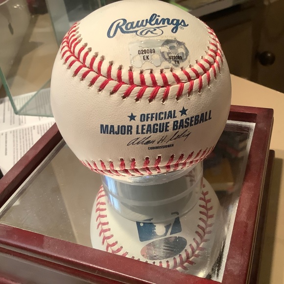 Baseball - Picture 3 of 4